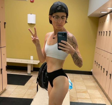 Themrsnextdoor20