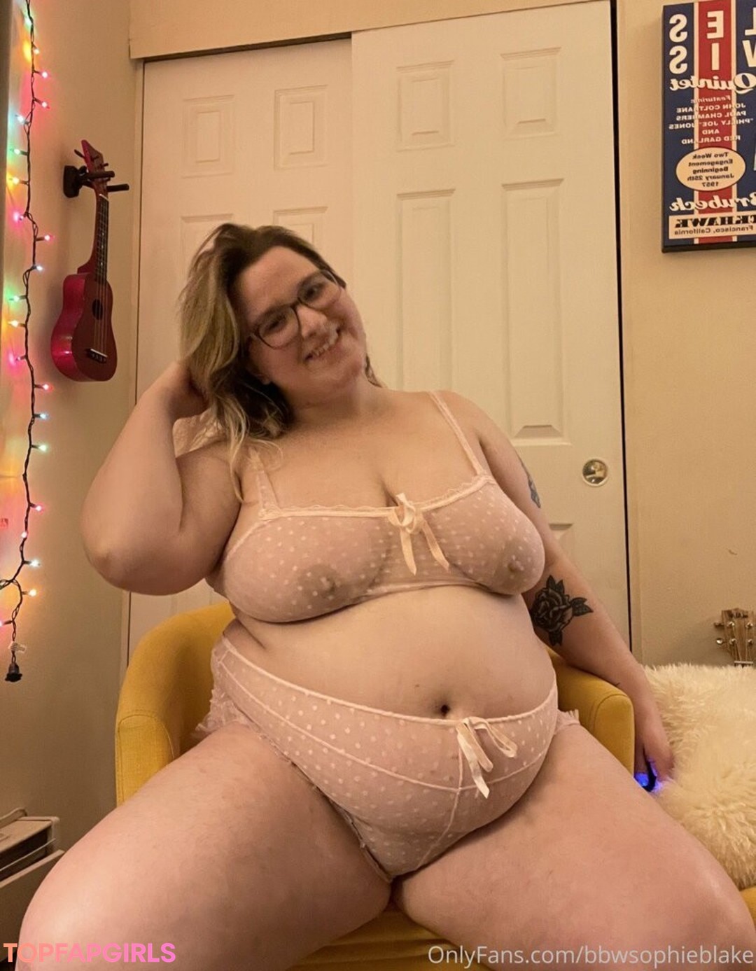 Foto di nudo di fuga di OnlyFans di Bbwsophieblake #85 Foto di nudo di fuga di OnlyFans di Bbwsophieblake #85