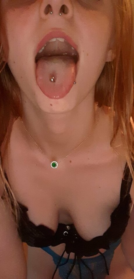 Foto di nudo di fuga di OnlyFans di Mommymaddii