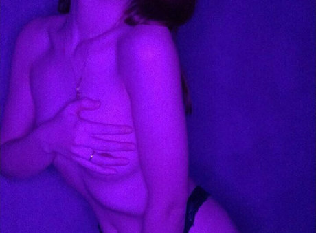 Foto di nudo di fuga di OnlyFans di Moneki