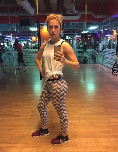 Foto di nudo di fuga di OnlyFans di Iliza Shlesinger