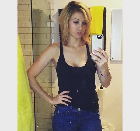 Foto di nudo di fuga di OnlyFans di Iliza Shlesinger