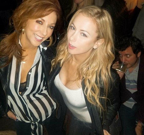Iliza Shlesinger