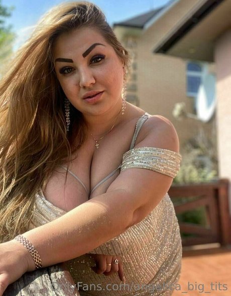 Angelicabigtits