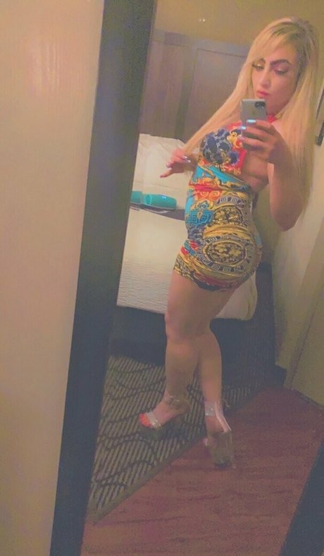 Foto di nudo di fuga di OnlyFans di Snowbunnygang420