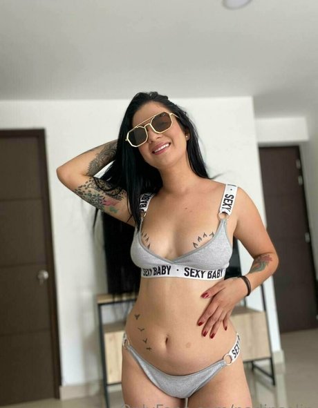 Foto di nudo di fuga di OnlyFans di Nadinselin