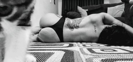 Foto di nudo di fuga di OnlyFans di Thais Villas Boas