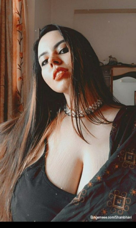 Foto di nudo di fuga di OnlyFans di Shambhavi Sharma