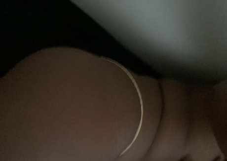 Foto di nudo di fuga di OnlyFans di Burberrybitch