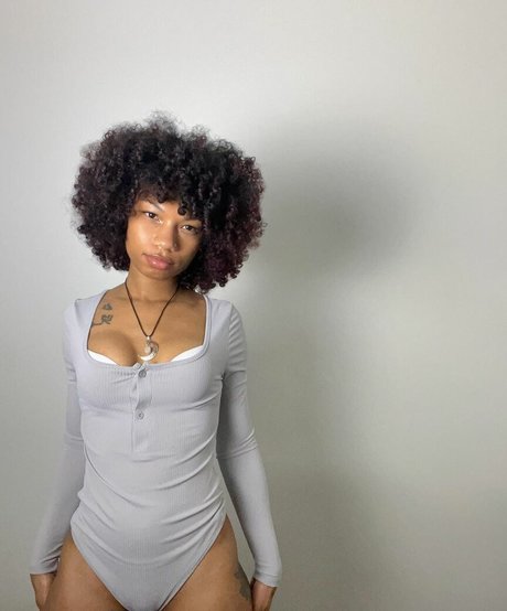Foto di nudo di fuga di OnlyFans di Curlyfryk