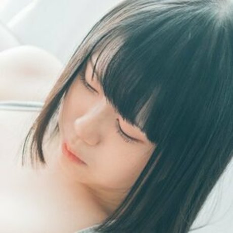 Foto di nudo di fuga di OnlyFans di Shiromiyayuki