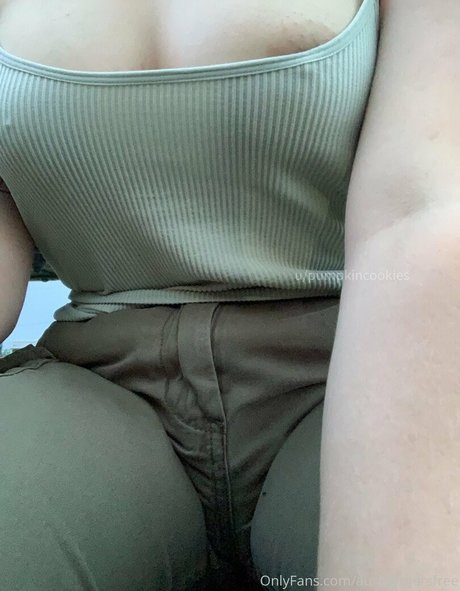 Foto di nudo di fuga di OnlyFans di Auraflowersfree