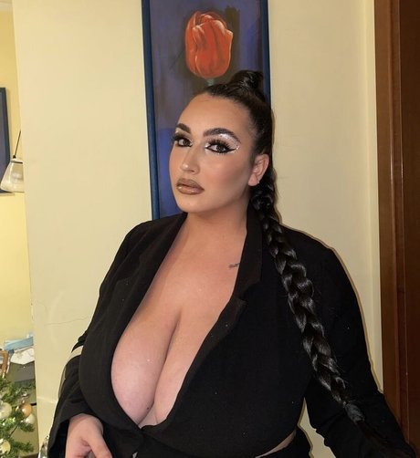 Foto di nudo di fuga di OnlyFans di Alessia Barbarossa