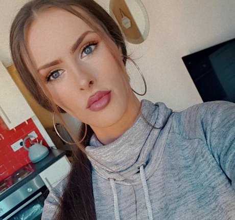 Foto di nudo di fuga di OnlyFans di Nikki Harper