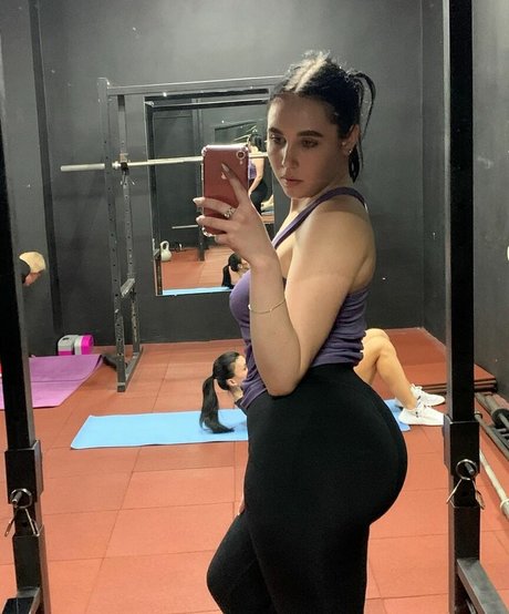 Foto di nudo di fuga di OnlyFans di Anattienn