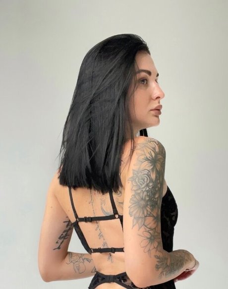 Foto di nudo di fuga di OnlyFans di Stasyastasyaa