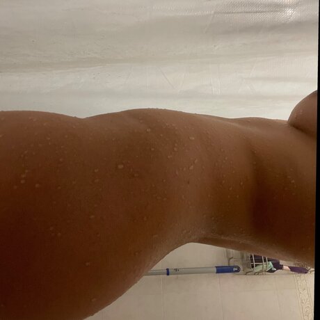 Foto di nudo di fuga di OnlyFans di Kitty Cat
