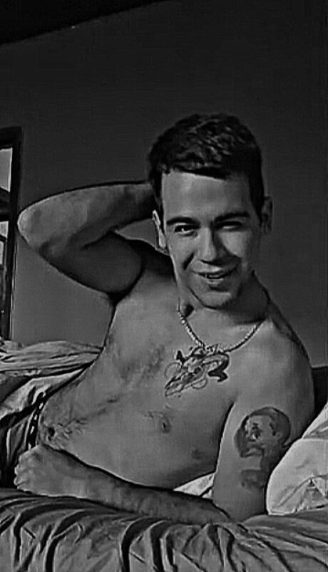 Foto di nudo di fuga di OnlyFans di  Chino 