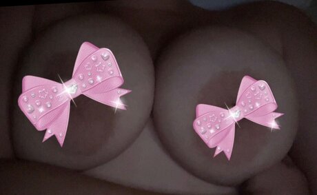 Foto di nudo di fuga di OnlyFans di Layla Aaliyah