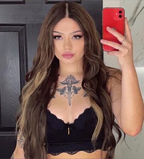 Foto di nudo di fuga di OnlyFans di Austin
