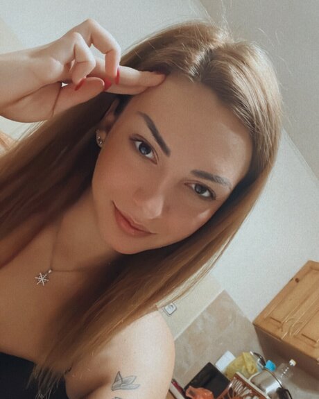 Foto di nudo di fuga di OnlyFans di Hristiana Boneva