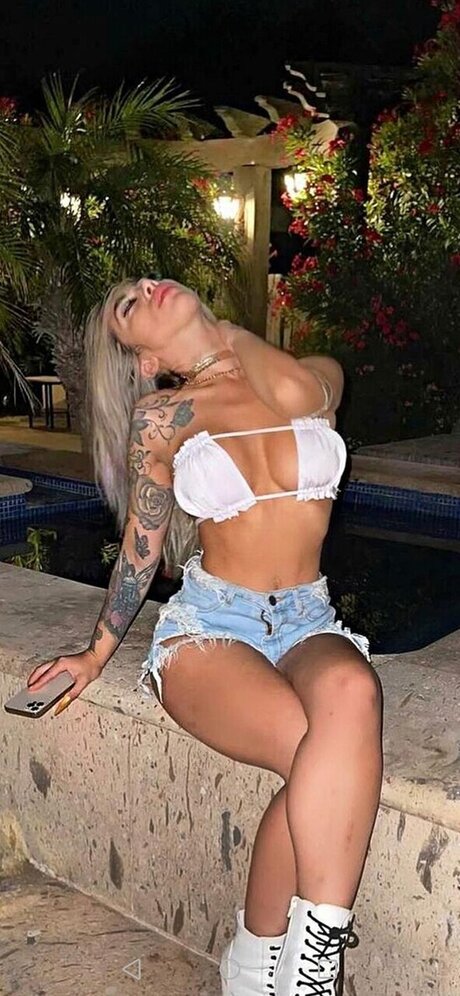 Foto di nudo di fuga di OnlyFans di Gabriela