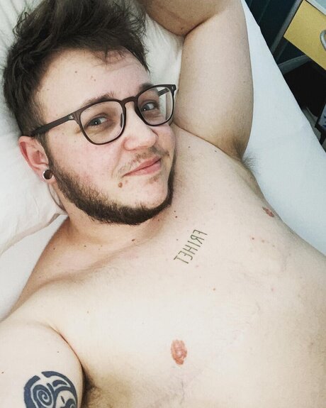 Foto di nudo di fuga di OnlyFans di Bennett