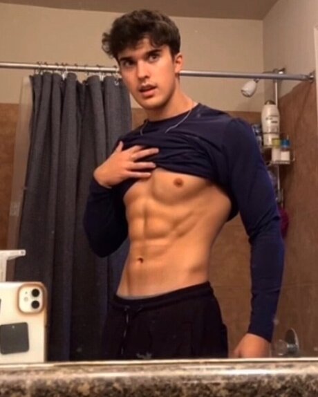 Foto di nudo di fuga di OnlyFans di Cam