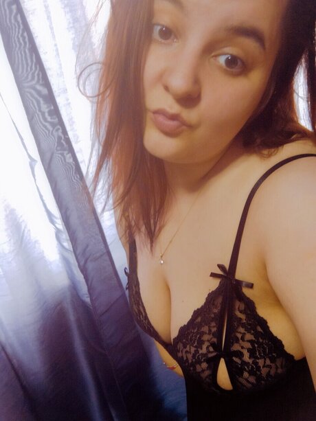 Foto di nudo di fuga di OnlyFans di Ella83