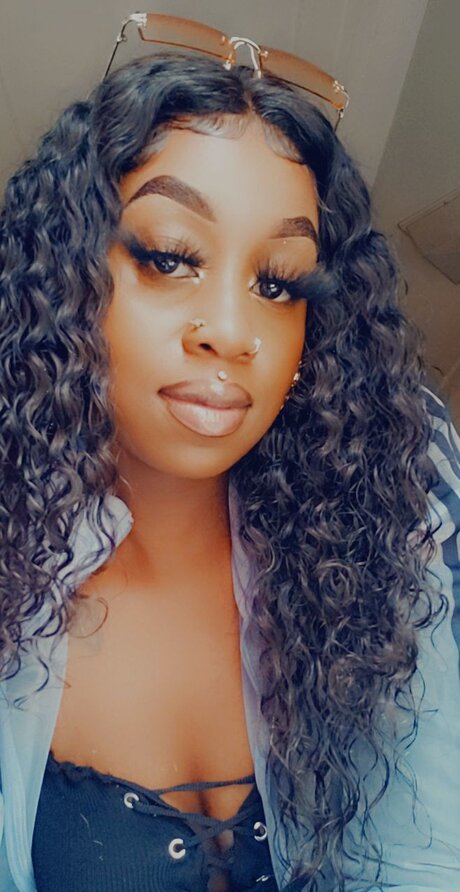 Foto di nudo di fuga di OnlyFans di Shaunice Overstreet