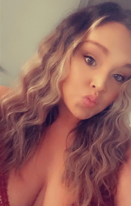 Foto di nudo di fuga di OnlyFans di Hazel Queen