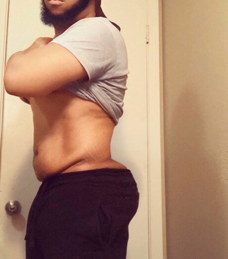 Foto di nudo di fuga di OnlyFans di Kyng008