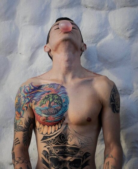 Foto di nudo di fuga di OnlyFans di Inkboy10