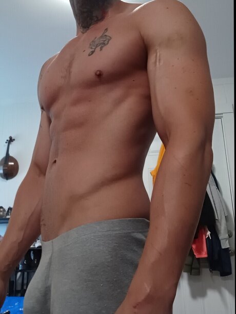 Foto di nudo di fuga di OnlyFans di Robert Craig