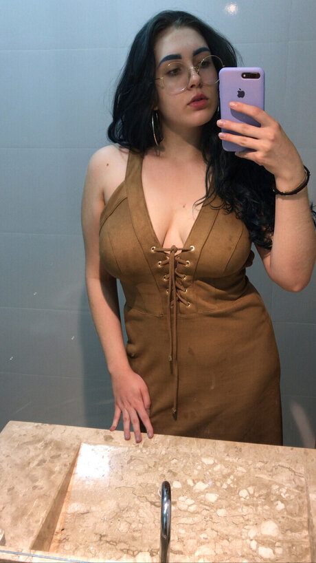 Foto di nudo di fuga di OnlyFans di Tessa Moon