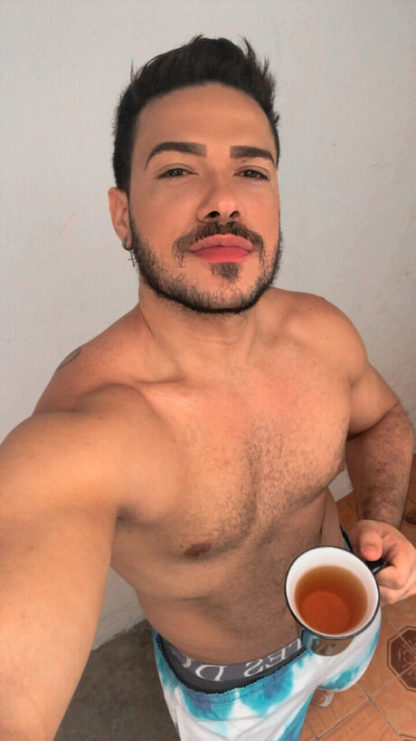 Foto di nudo di fuga di OnlyFans di Heberthe