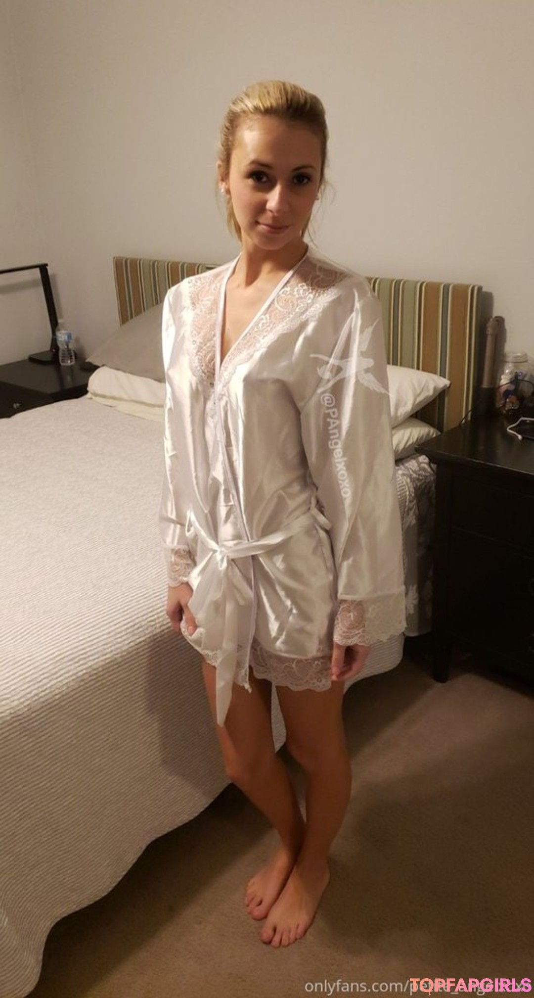 Foto di nudo di fuga di OnlyFans di Petiteangelxoxo #46 Foto di nudo di fuga di OnlyFans di Petiteangelxoxo #46