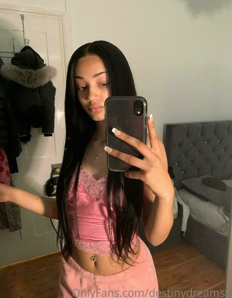 Foto di nudo di fuga di OnlyFans di Destinydreamss