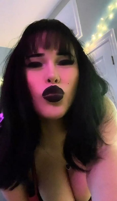 Foto di nudo di fuga di OnlyFans di Mariatrevino