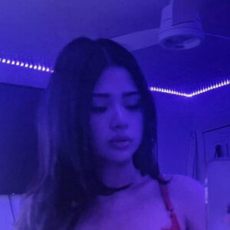 Foto di nudo di fuga di OnlyFans di Luxuraa