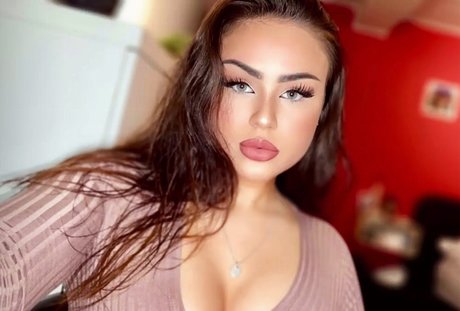 Foto di nudo di fuga di OnlyFans di Fiona Schramm
