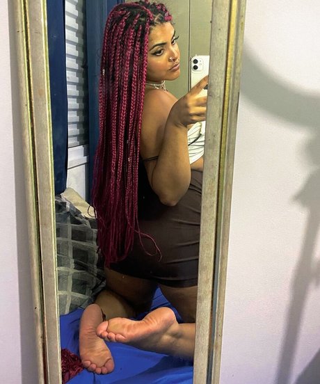 Foto di nudo di fuga di OnlyFans di Juliana Costa