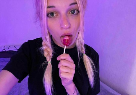 Foto di nudo di fuga di OnlyFans di Alicehotxxx