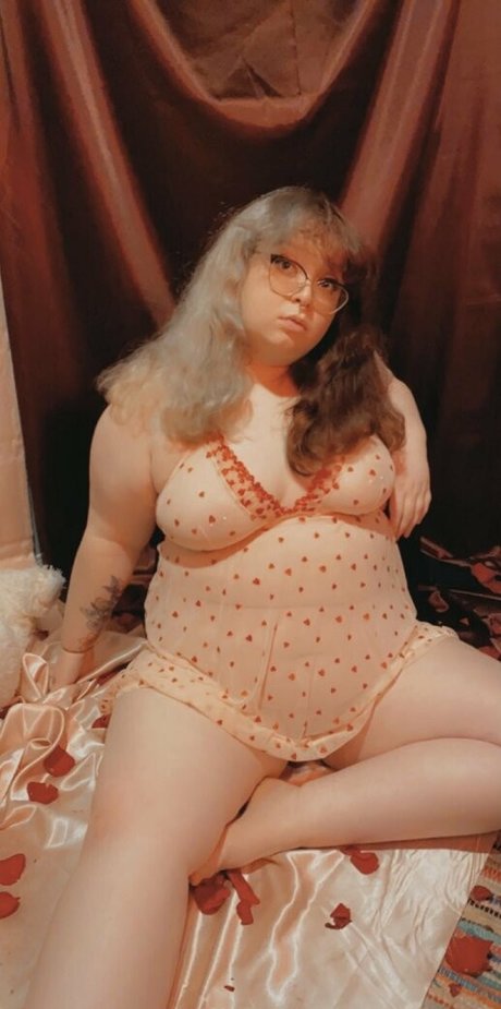 Foto di nudo di fuga di OnlyFans di Cutepeaches2
