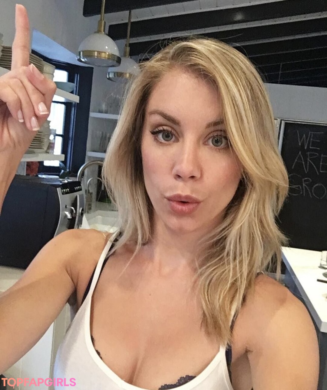 Foto di nudo di fuga di OnlyFans di Jennifer Holland #36 Foto di nudo di fuga di OnlyFans di Jennifer Holland #36