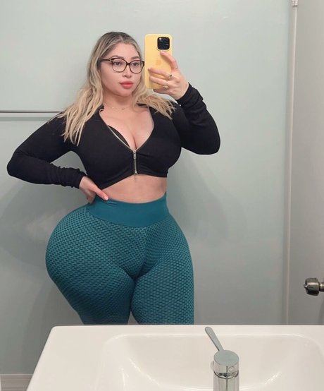 Foto di nudo di fuga di OnlyFans di Desiy Garcia