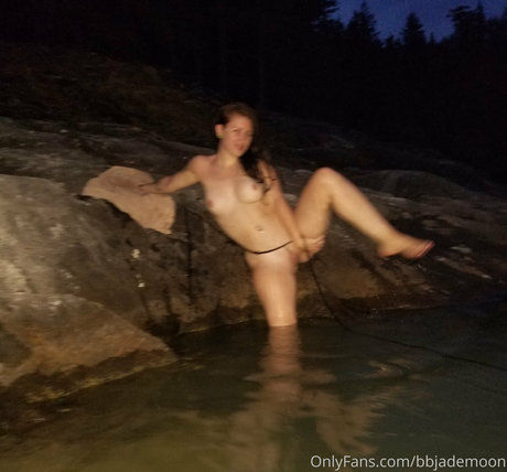 Foto di nudo di fuga di OnlyFans di Bbjademoon