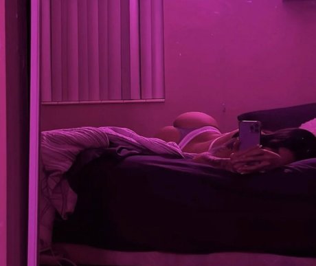 Foto di nudo di fuga di OnlyFans di Nattyk
