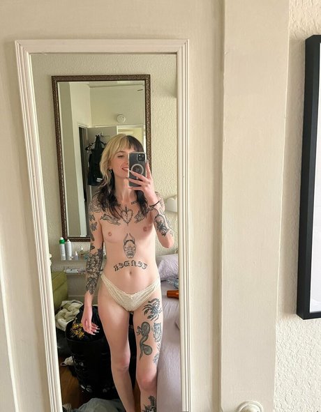 Foto di nudo di fuga di OnlyFans di Ratxgurl