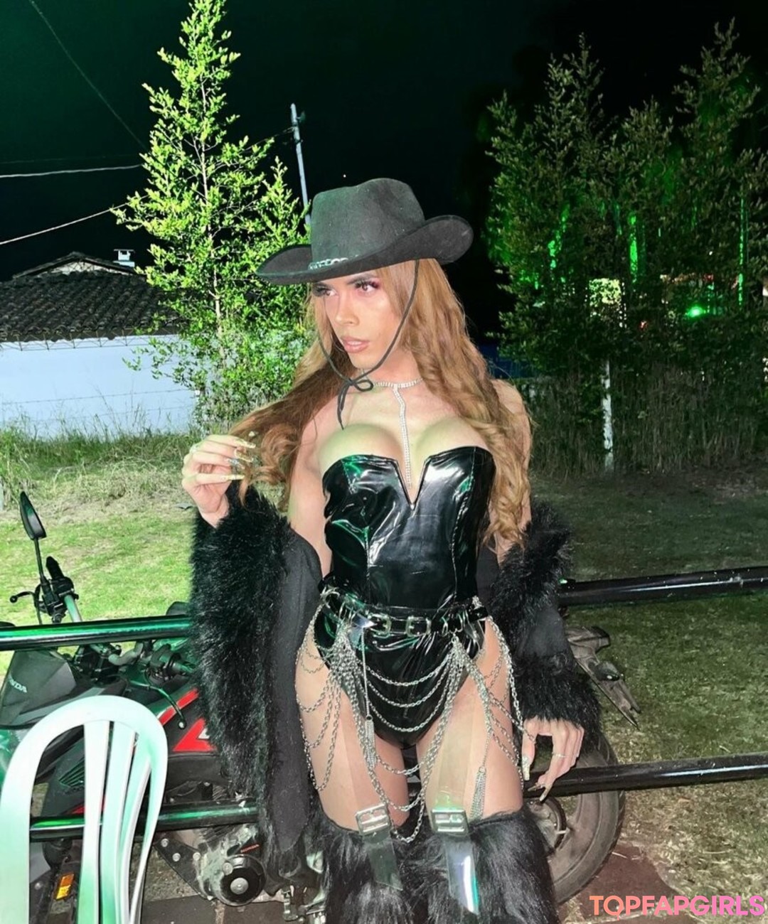 Foto di nudo di fuga di OnlyFans di Sara #44 Foto di nudo di fuga di OnlyFans di Sara #44